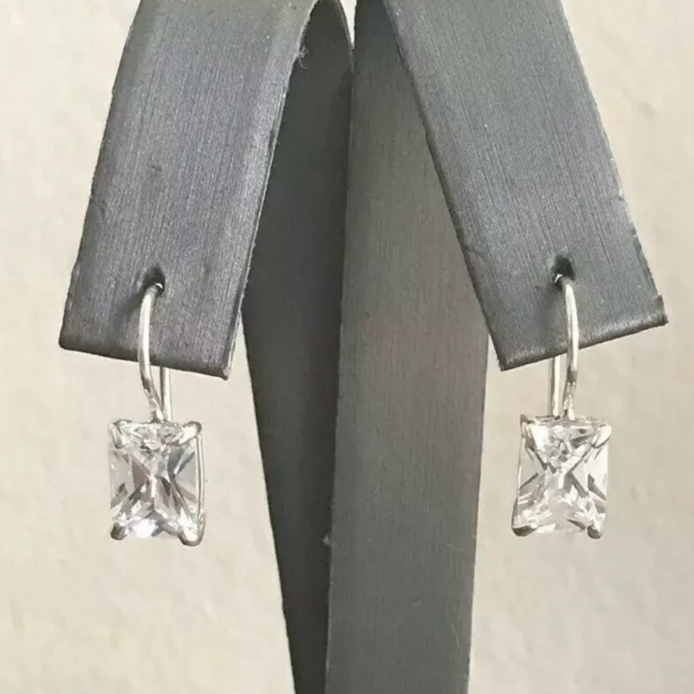 Silpada Sterling Silver Cubic Zirconia earrings on French locking wires W0353